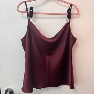 ✨ Banana Republic | Burgundy Cowl Cami | Size L ✨